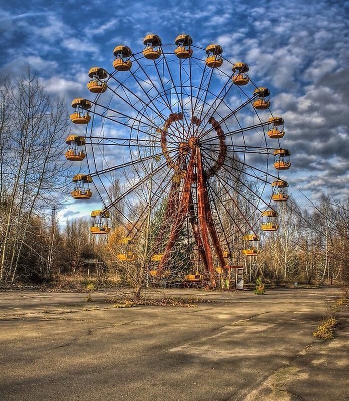 The Chernobyl Ferris Wheel (Ukraine)